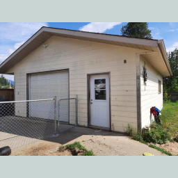 Supersized single garage - wired workshop